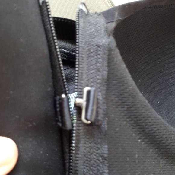 Victoria Secret VSX Sport Bra Zip Front Multicolor - Picture 10 of 11